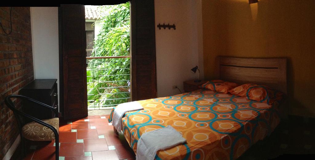 Aluna Hostel B&B Санта Марта Екстериор снимка